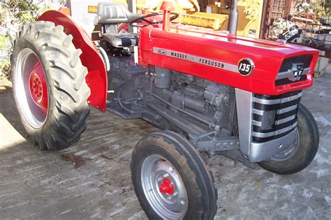 massey ferguson 135 specifications